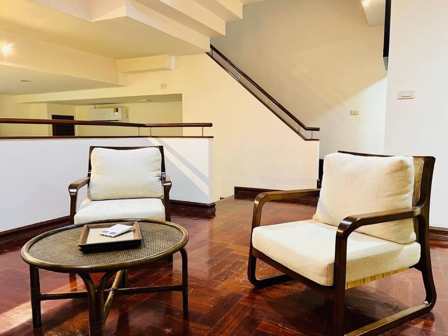 市中心ruam精品别墅 Apartamento Bangkok
